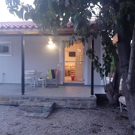 Avocado House Tatil Evi Finikounta