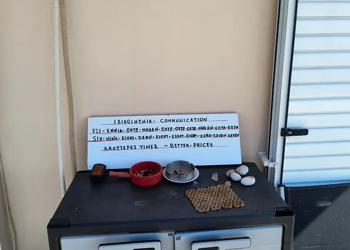 Avocado House Holiday home